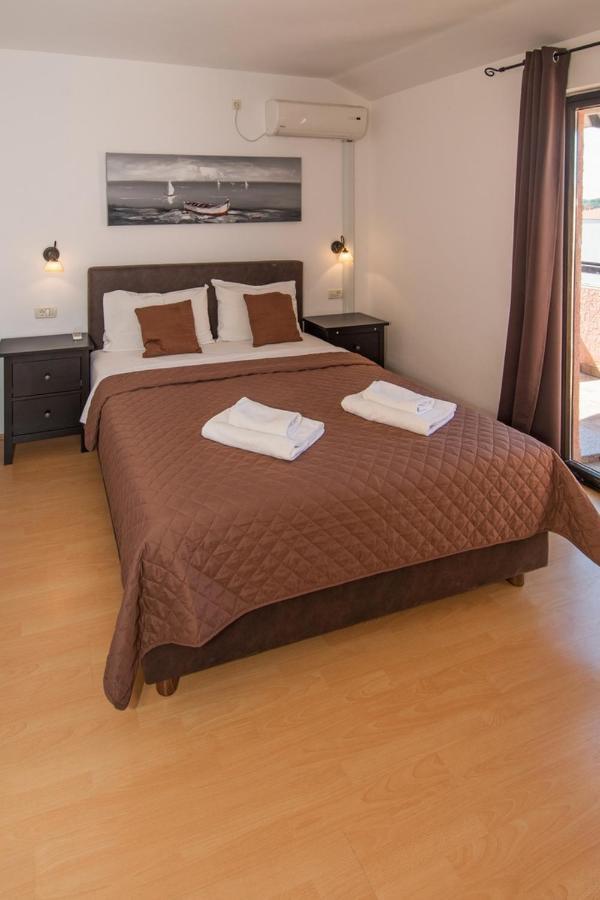 Breakfast & Bed Anita Bed & Breakfast Medulin Exterior photo